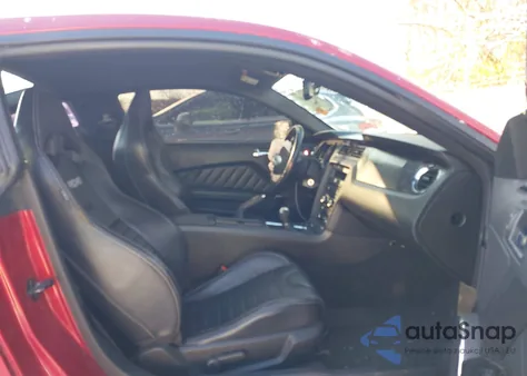 2013 Ford Mustang V6 Premium из США, поврежденный, VIN 1ZVBP8AM3D5199927